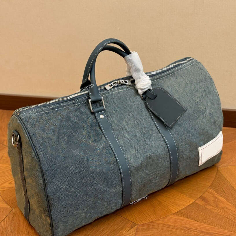 luxury fashion men women high-quality duffle bags designer luggage handbags large capacity sport bag Shoulder bag, crossbody bag, messenger bag travel bag Gym bags