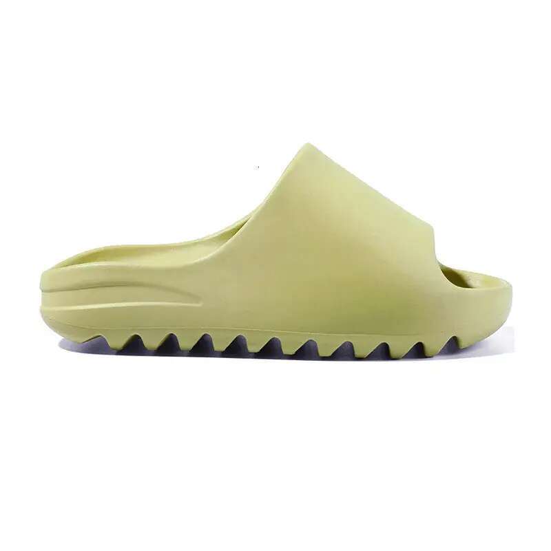 Cozy Unisex Soft Slippers Designer Comfortable slides Indoor Outdoor Slide Sandals Non Slip Design Stylish Footwear for Relaxation Lightweight House S