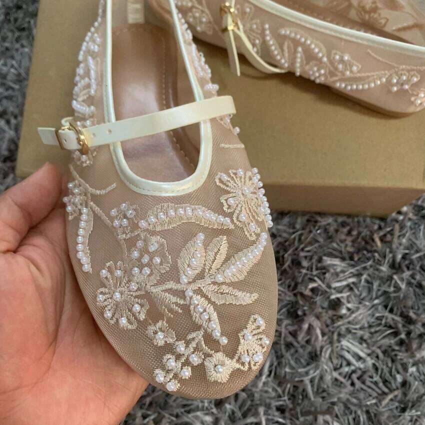 Embroidery Pearl Mesh Ballet Flats Women Fashion Hollow Round Toe Flat Sandals Elegant Comfortable Belt Buckle Mary Jane Shoes