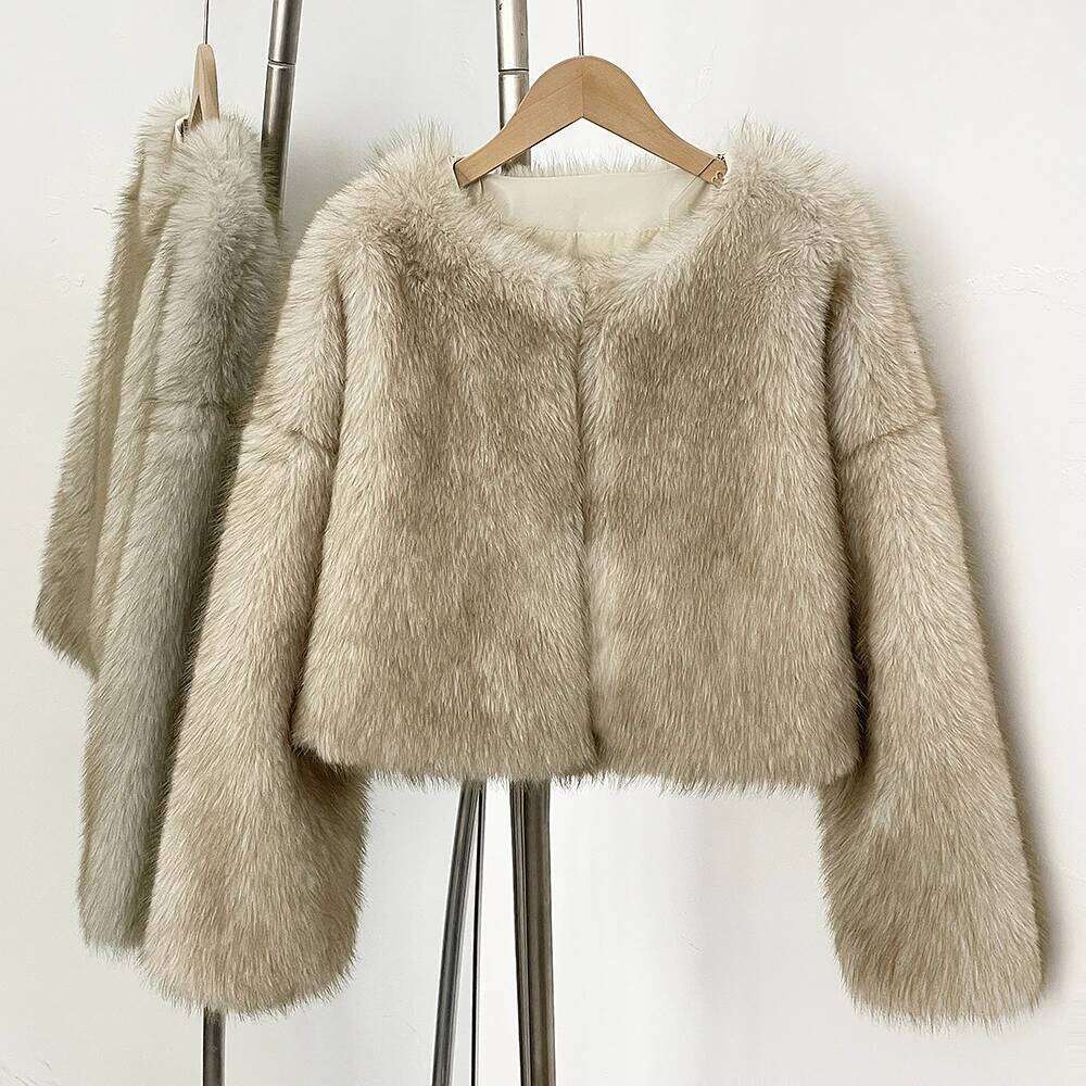 Street Fashion Gardient Cropped Faux Coat Women Winter Cool Girls Fluffy Short Eco-Friendly Fur Jacket Autumn