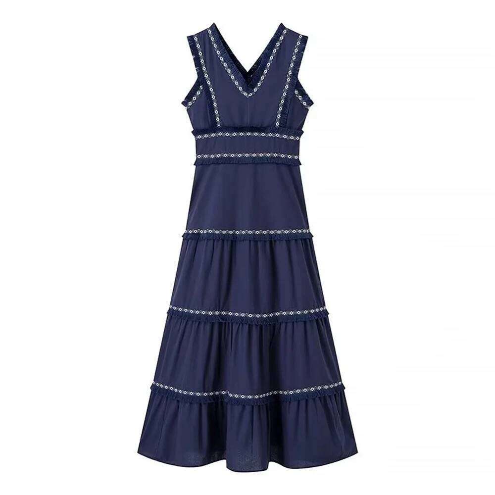 PB&ZA Summer New Product: Casual Women's Fashion V-neck Sleeveless Waist Collection with Tassel Decoration Dress