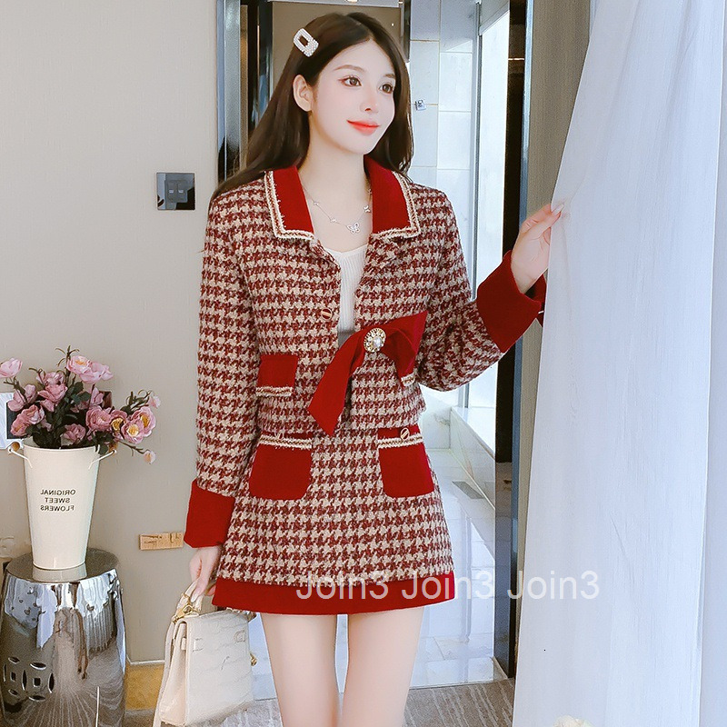 New Year Festive Red Little Fragrance Set for Women Autumn Fashionable and Youthful Textured Blazer and Skirt Two-Piece Set