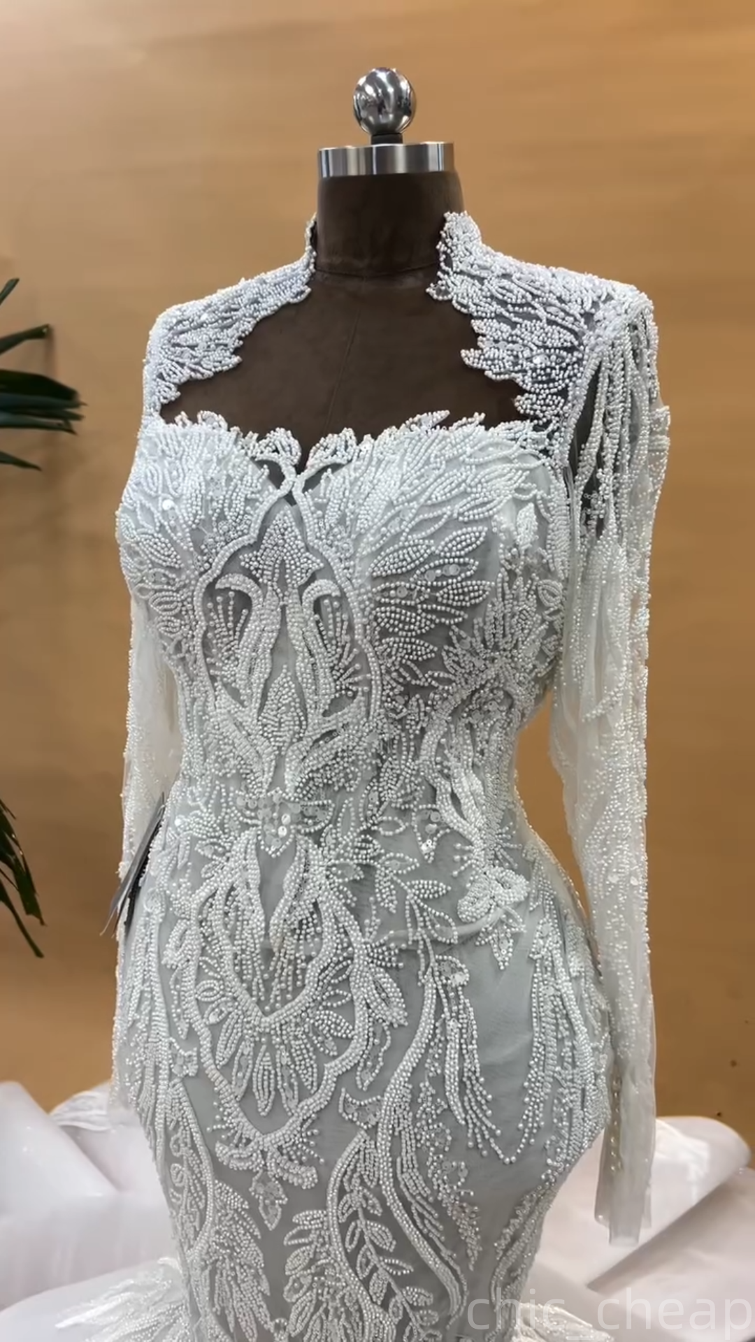 2025 Aso Ebi Plus Size Ivory Mermaid Wedding Dress Sequined Tulle Sheer Neck Full Sleeves Vintage Bridal Gowns Dresses ZJ0684
