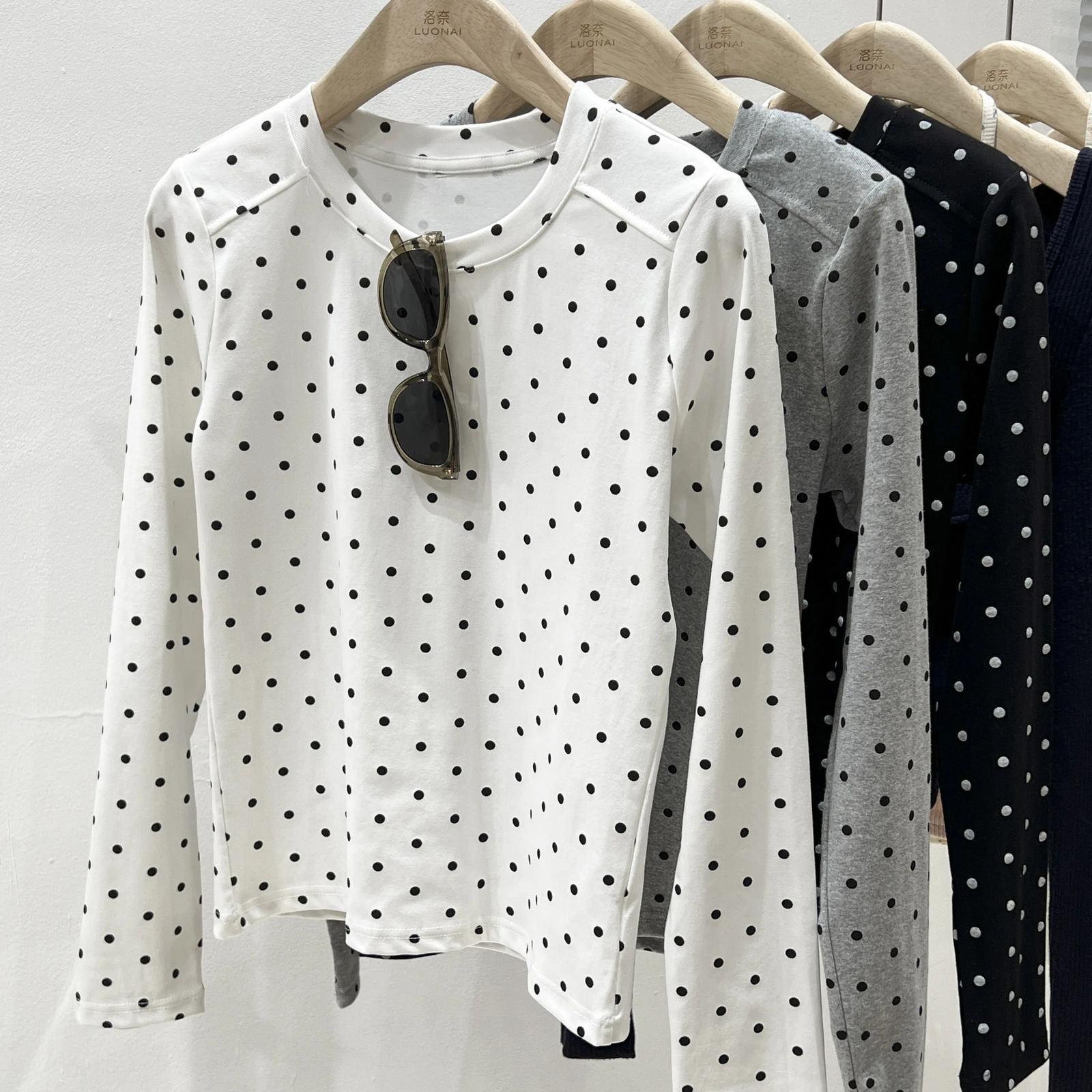 Korean Style Sweet Polka Dot TShirt Womens Casual Long Sleeve ONeck Tees Early Autumn Slim Fit Sexy Tops w250729