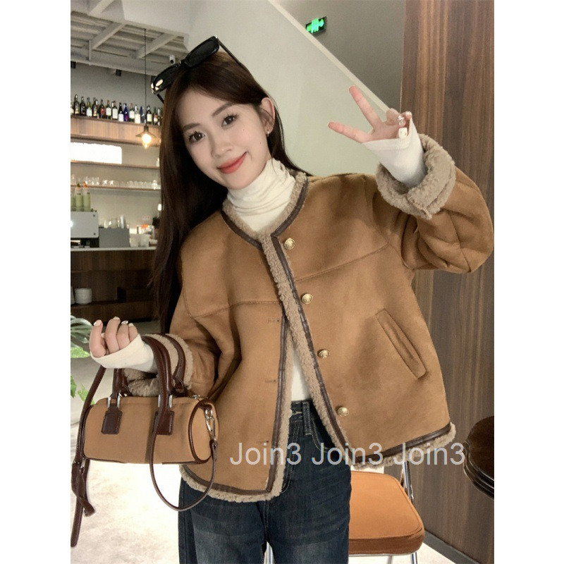 Winter New Leather and Fur Integrated Coat for Women Single breasted and Velvet Round Neck Lamb Hair Coat Short Women
