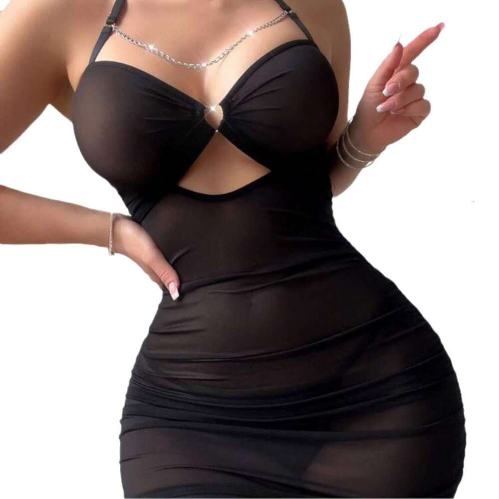 Mesh perspective erotic nightgown with heart-shaped hollow suspender, hip hugging skirt, seductive lingerie, high elasticity tight fitting pajamas