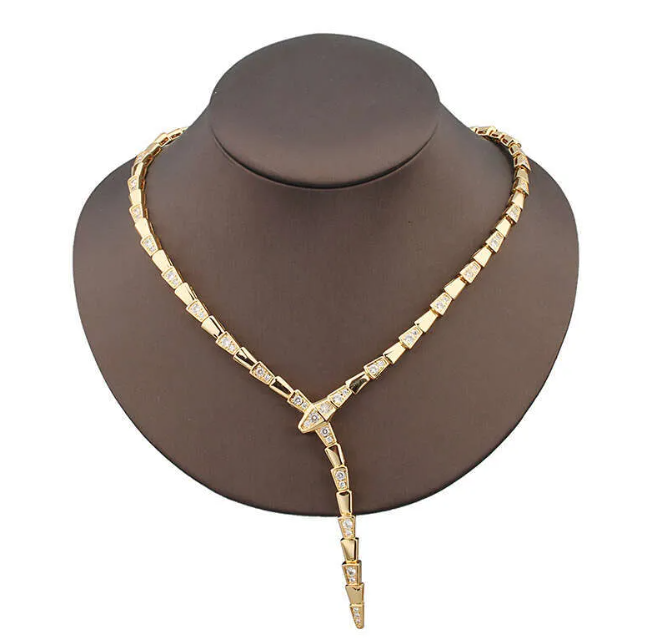 New vintage snake necklace ladies with head tail pendants party and man high quality wedding accessories couple jewelry gift