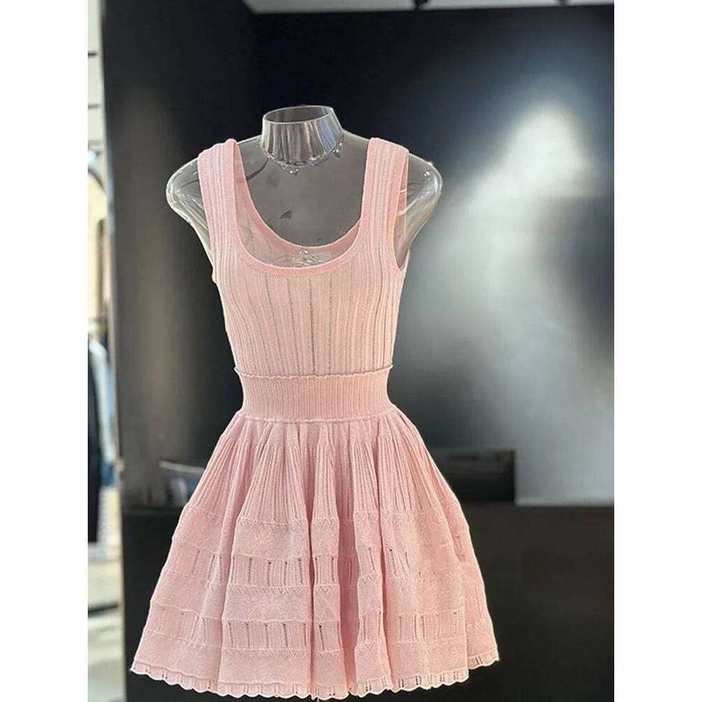 Designer Clothing 2025 High-End New Short Women's Summer French Style Exquisite Design Sense Niche Sleeveless Vest Ing Dress 2024