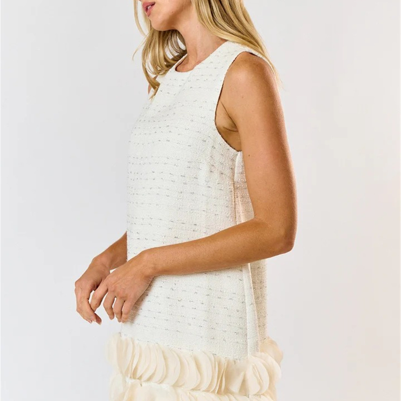 new Free shipping designer dress for women Dress with playful waist cinching and slimming A line mid length skirt