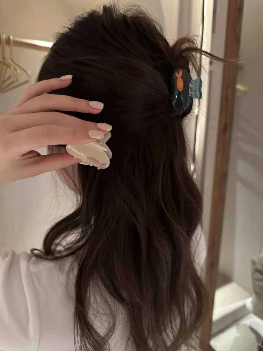 Funny Cute Fish Acetate Hair Claw Clip Small Size Transparent Color Animal Geometric Hair Clips Half Hair Women Hair Accessories Z250729