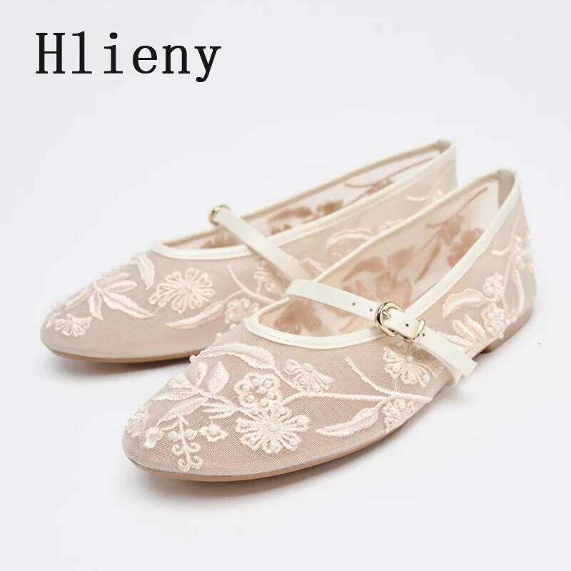 Hlieny Woman Design Embroidery Flowers Pearl Mesh Round Tor Buckle Strap Ballet Flats Loafers Ladies Mary Jane Shoe Mules Sandal