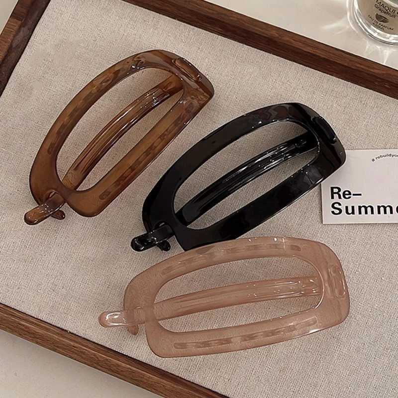 Vintage Solid Hollow Oval Simple Twist Hair Clips for Women Temperament Hair Ornament Headband Hairpin Fashion Hair Accessories Z250729