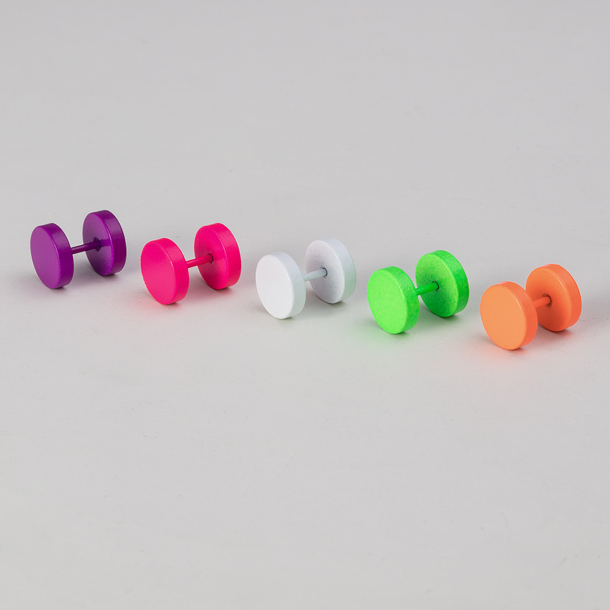 Baking paint stainless steel round cake ear bone nail human piercing earring jewelry wholesale