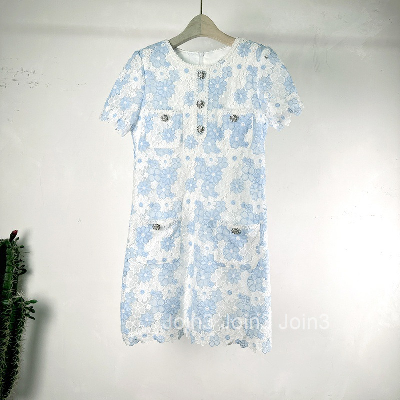 Summer New Fashionable Socialite Elegant Youthful Sleeve Dress French Round Neck Design Short Dress