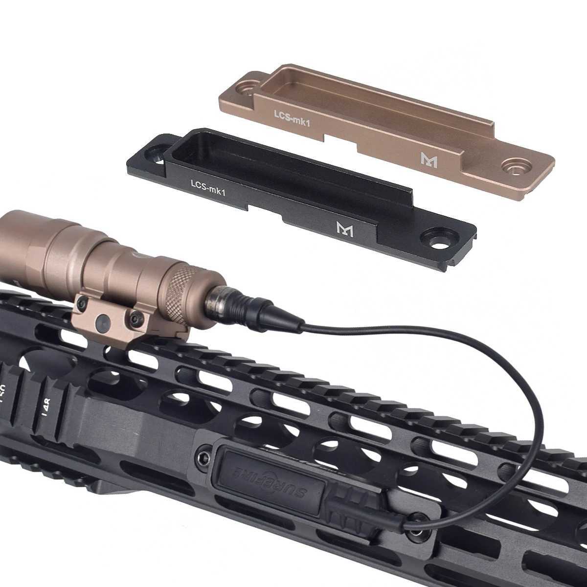 Tactical Airsoft SF M600 M300 Sets Scout Light 20mm Pocket Panel Pad Switch Mlok Picatinny Rail Mount AR15 Rifle FlashlightXJ250728