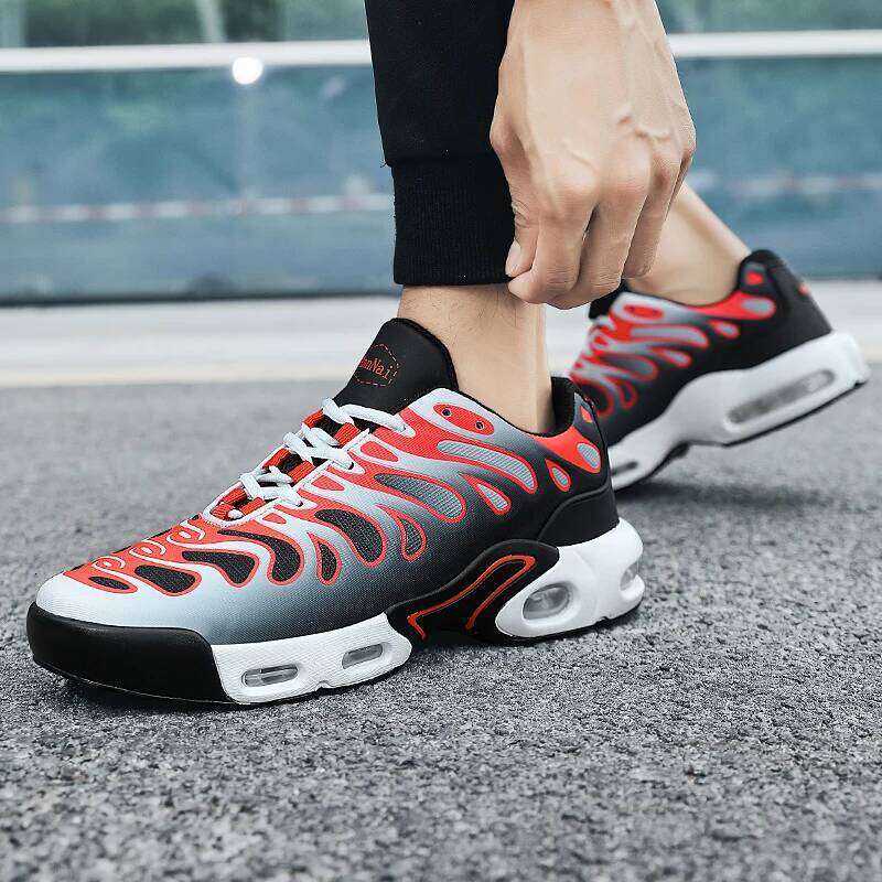 2025 Men's Striped Fashion Sneakers Comfortable Thick Sole Trendy Outdoor Air Cushion Running Shoes Plus Size 39-46