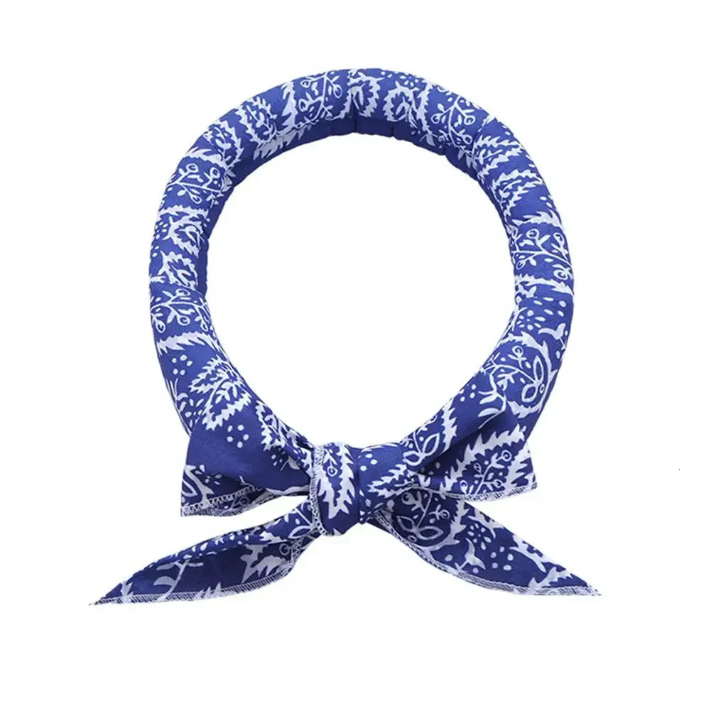 Summer Pet Cooling Ice Scarf Cool Towel Heatstroke Collar Dogs Bib Dog Supplies Adjustable K3h3 250729