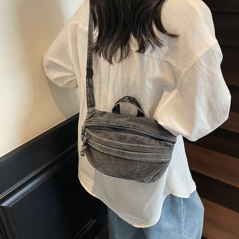 Denim Small for Women, Artistic Design, Handheld Lightweight Versatile Stylish Single Shoulder Crossbody Bag