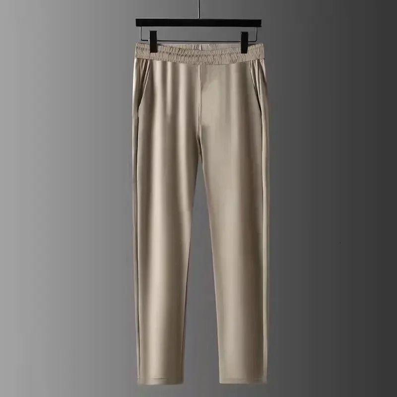 Summer Fashion Solid Color Comfortable Breathable Sports Suit Mens Business Leisure Loose Size TwoPiece Set M4XL 250729