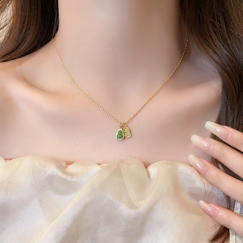 New Chinese Lucky Gourd Pendant National Style Light High-end Clavicle Chain Elegant Versatile Necklace Jewelry Jewelry for Women