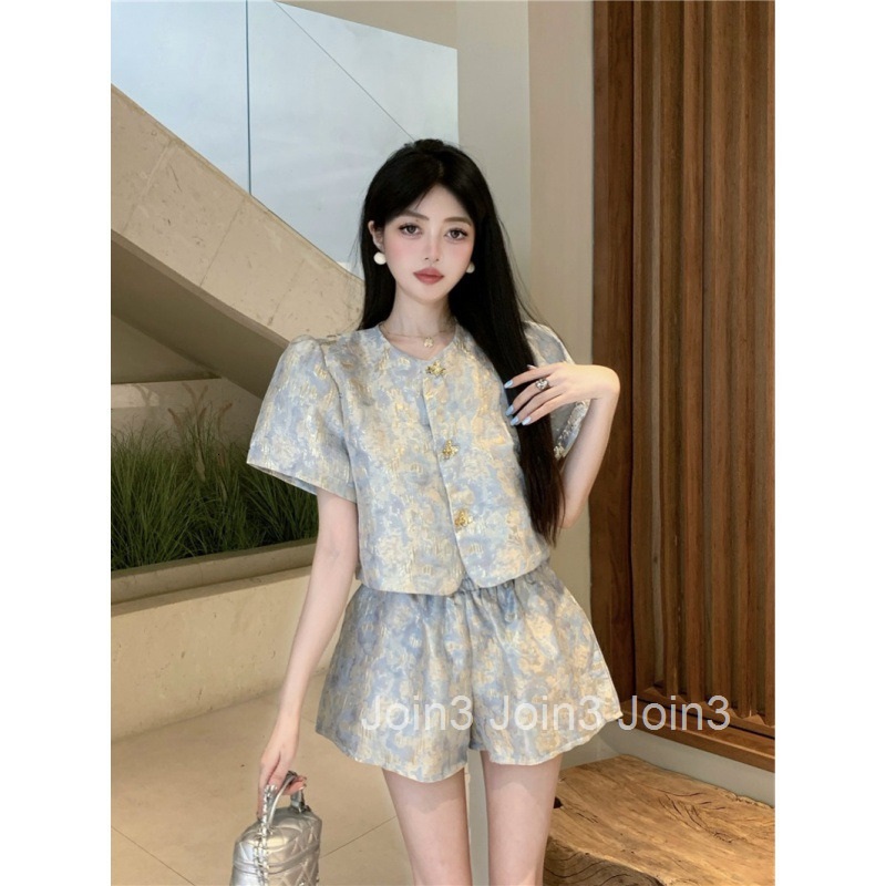 New French Style Summer Two-Piece Womens Jacquard Round Neck Loose Single-Breasted Slimming Short Sleeve Top + Shorts Set for Women