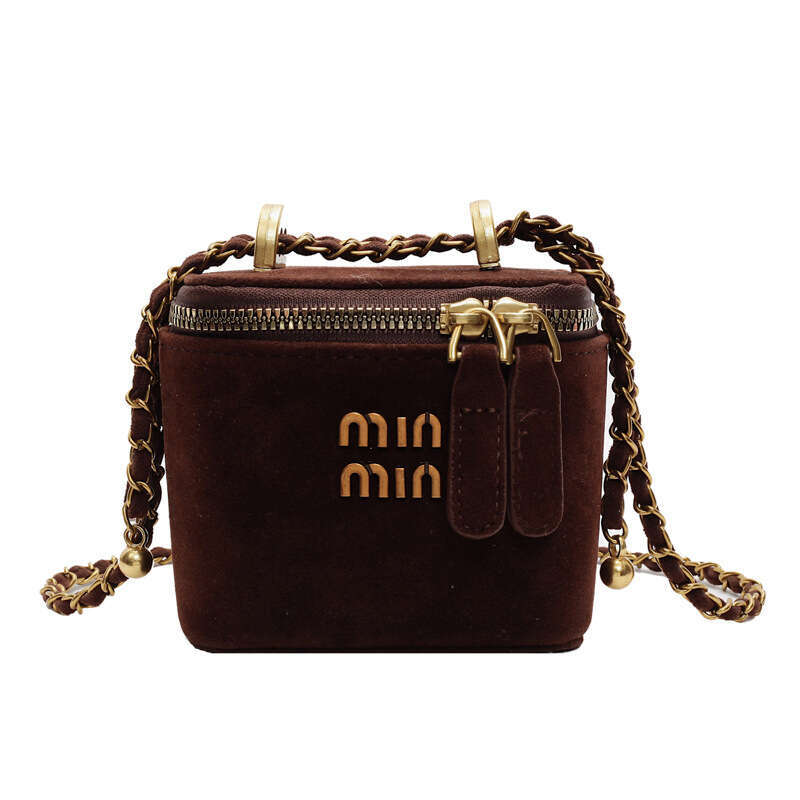 Bucket Niche Mini for Women 2024 New Matte Chain Crossbody Autumn Winter Casual Lipstick Bag
