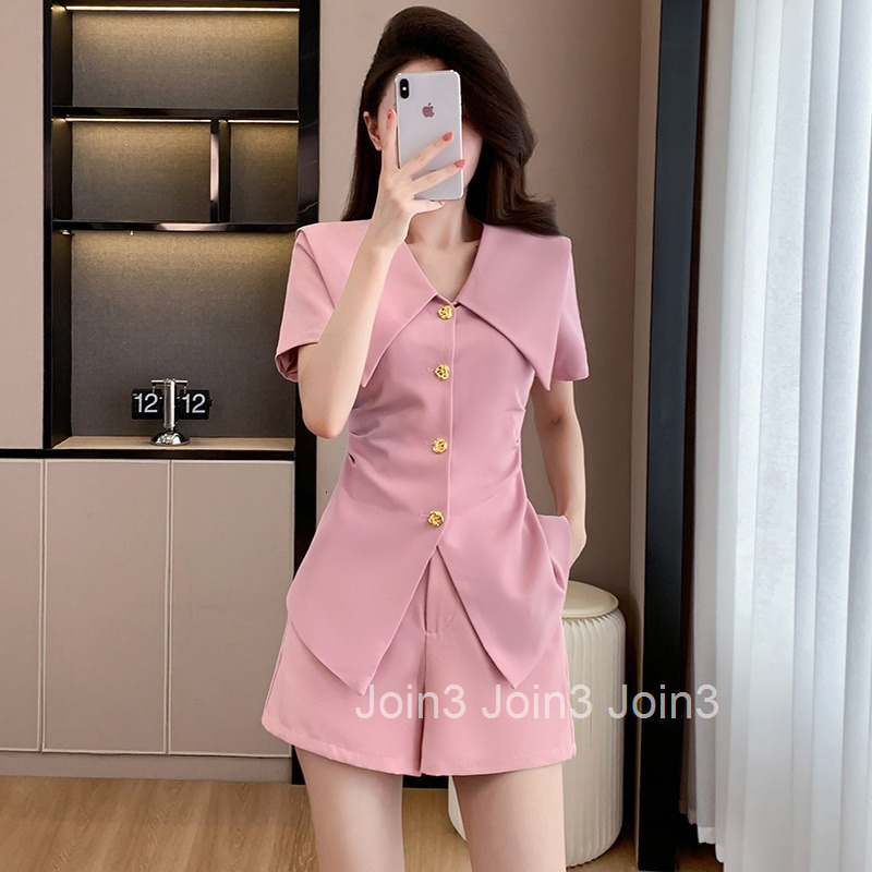 Summer French Fashion Two-Piece Design Large Lapel Waist-Cinching Ruched Short Sleeve Top Wide-Leg Shorts Set for Women