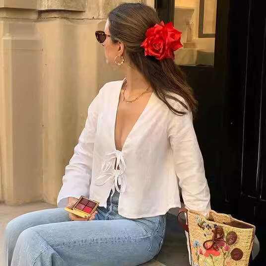 Cross-Border European and American Women's Fashion INS Internet Celebrity Hot-Selling Deep V Flared Sleeve Tie Top - In Stock, Safe to List