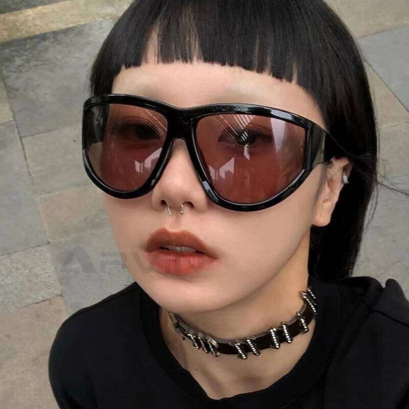 2025 New Sport Y2K Sunglasses Women Unique Oversized Punk Eyewear Men Fashion Brand Designer Sun Glasses Hip Hop Shades UV400