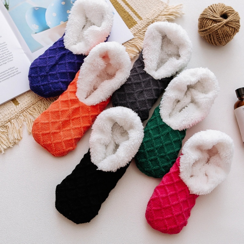 1 pair of autumn and winter floor socks, cute indoor adults with thick velvet , women's home anti slip and warm foot socks, lamb velvet shoes and