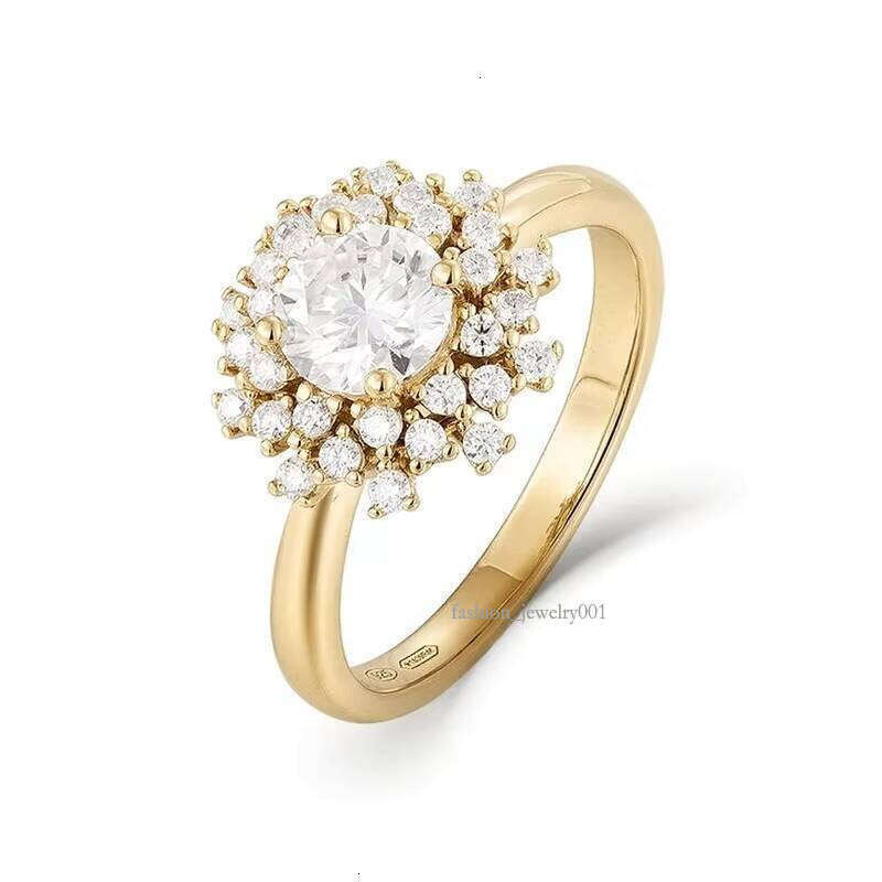 Luxurious Jewelry Women's Wedding Chrysolite Exquisite Flower Design Ring Manufacturer