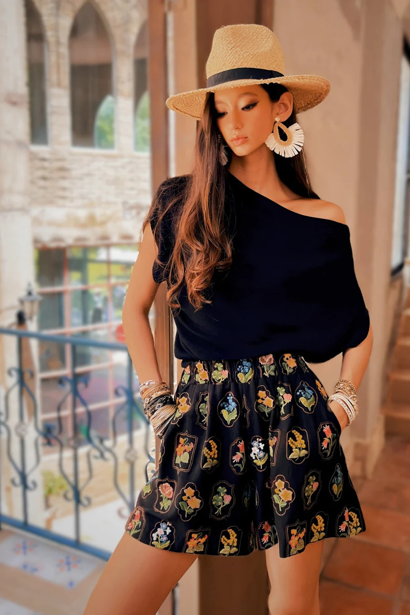 DABUWAWA DM2BTS009 Spring Solid Knitted Underlay TShirt Pullover Womens Tops Preppy Style Crew Neck Sweater Basics Y2K 250729