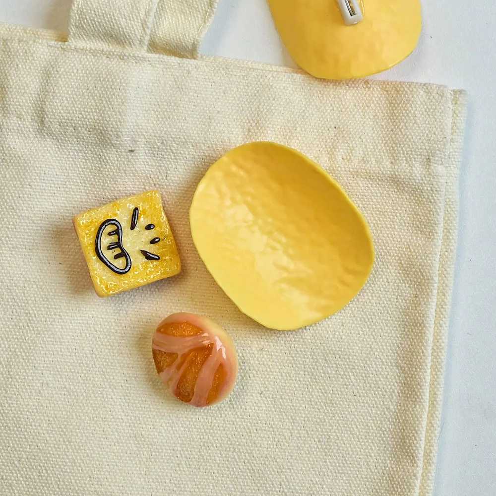 2/4/6Pcs Funny Hair Clips Simulated Potato Chip Hairpin Creative Cute Students Duckbill Clip Side Clip Hair Accessories 2025 Z250729