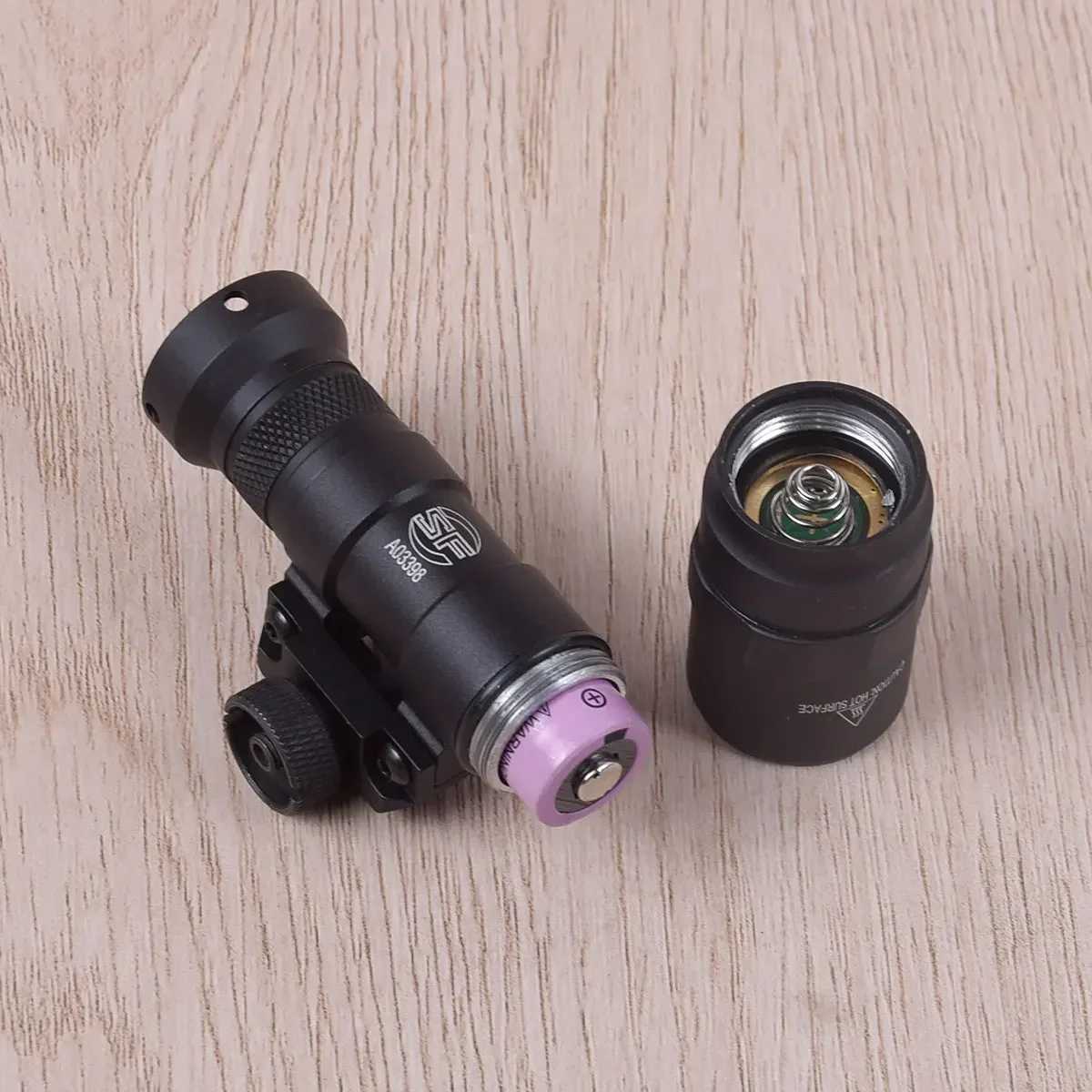 Tactical M300B M300 Scout Light HK416 AK47 Rifle Weapon Flashlight LED Hunting Torch Momentary Pressure Pad Switch R250728