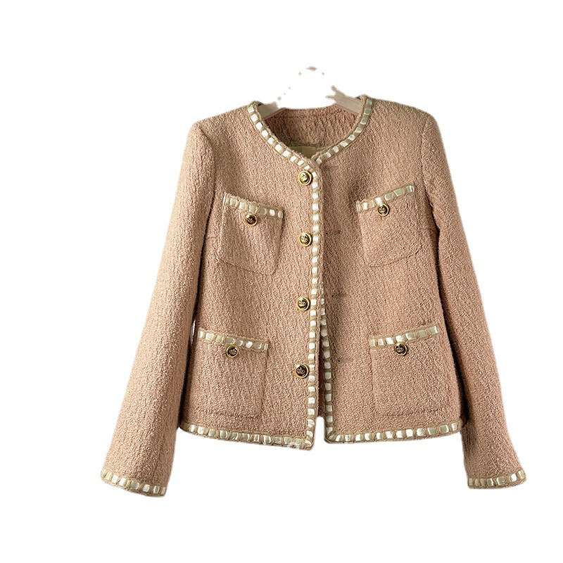 South Koreas East Gate Texture Small Fragrance Coat Womens Thick Flower Woven Fabric Autumn and Winter New Little Guy Wear Network Red Book South Oil