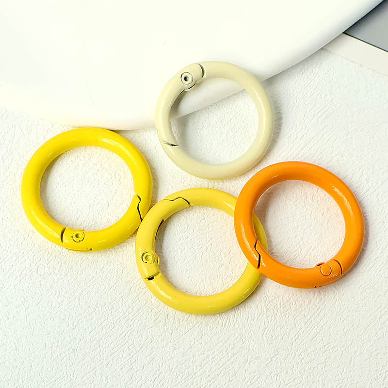 Spot supply candy color color baking paint spring buckle DIY jewelry pendant keychain material round open circle