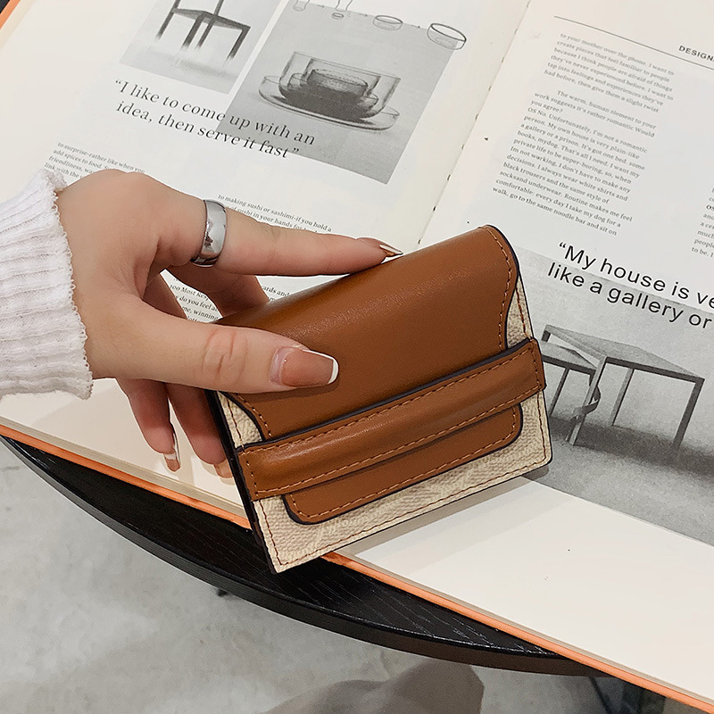Designer Bag wallet Vintage Card Holder For Women 2025 New Small And Exquisite Coin Purse Multi-card Slot Short Foldable ID Holder Luxury Bag Free Shi