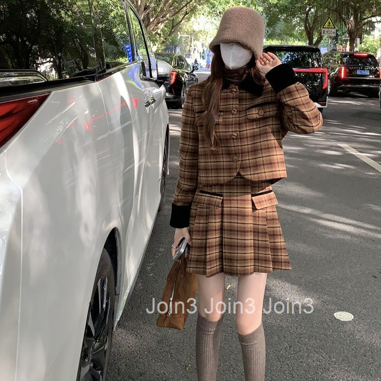 Winter New Melad Plaid Quilted Long Sleeve Jacket Top and Half Skirt Two-Piece Woolen Set