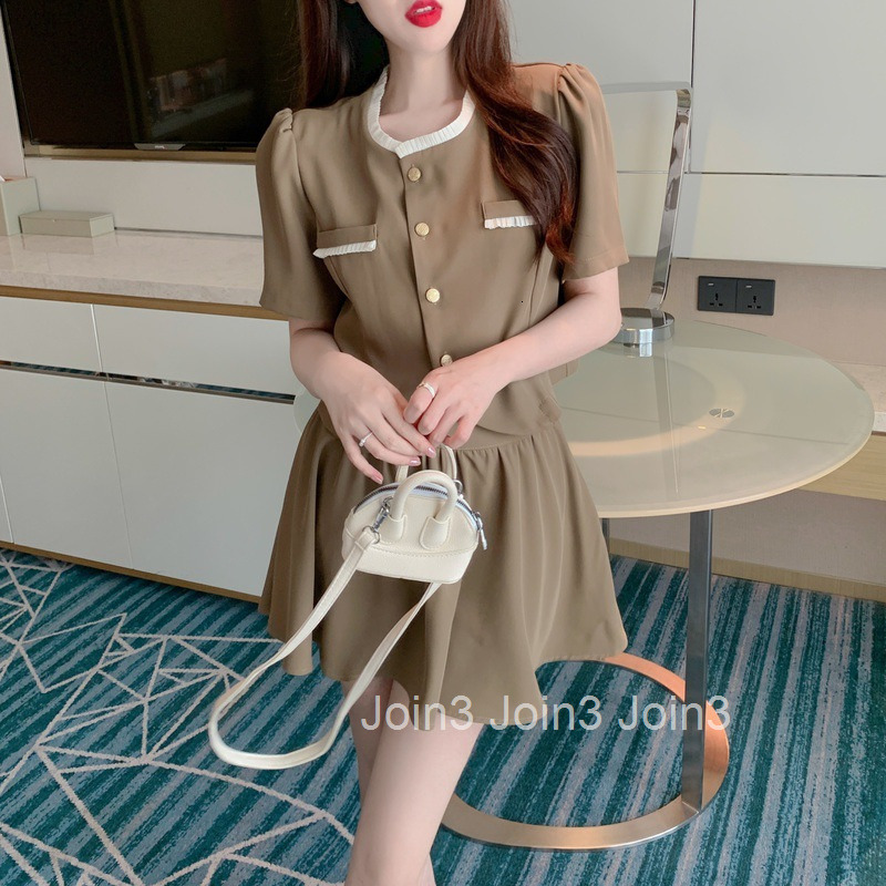 Summer New Womens Internet Celebrity Pure Desire Style Short Sleeve Top Shirt + Pleated Half Skirt Set