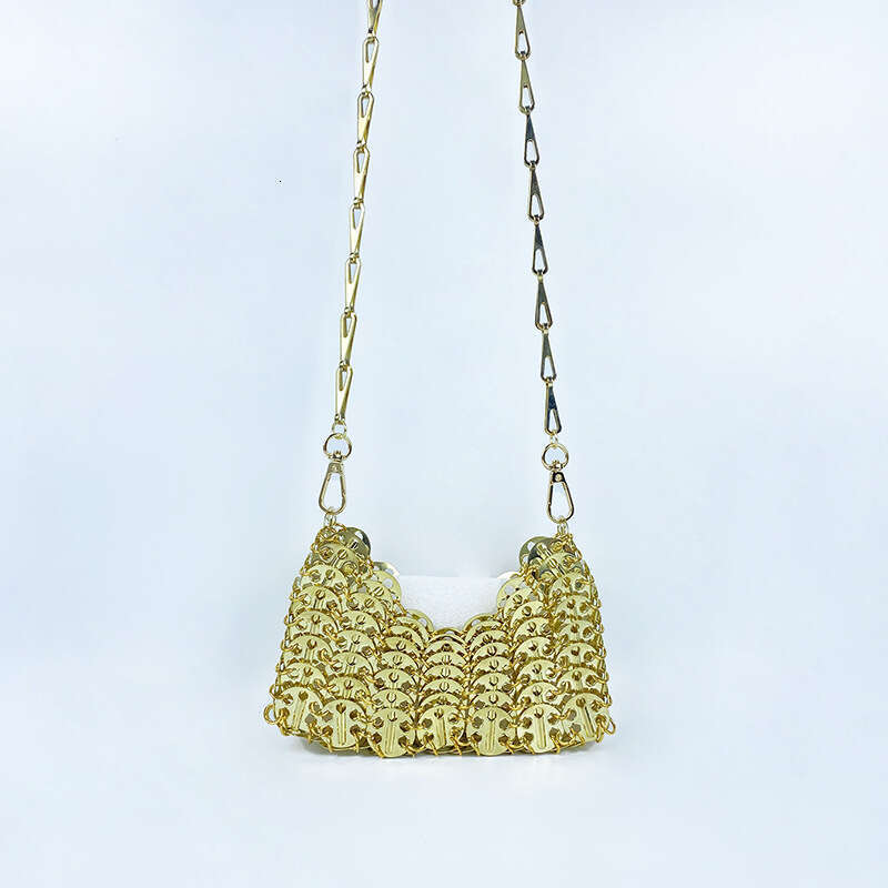 Unique Niche Design Metal Sequin Chain Handwoven Fashionable Stylish Phone Lipstick Crossbody Bag for Women