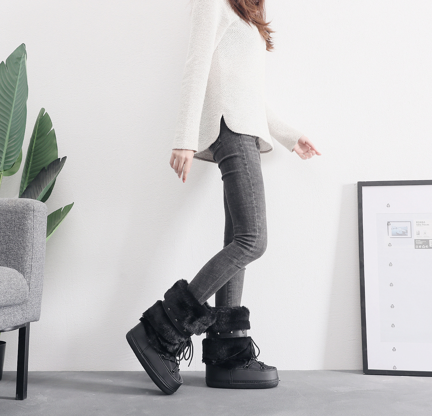 Womens artificial fur leather boots with middle claw strap waterproof platform snow boots for winter warm and comfortable womens pink ski boots 241113