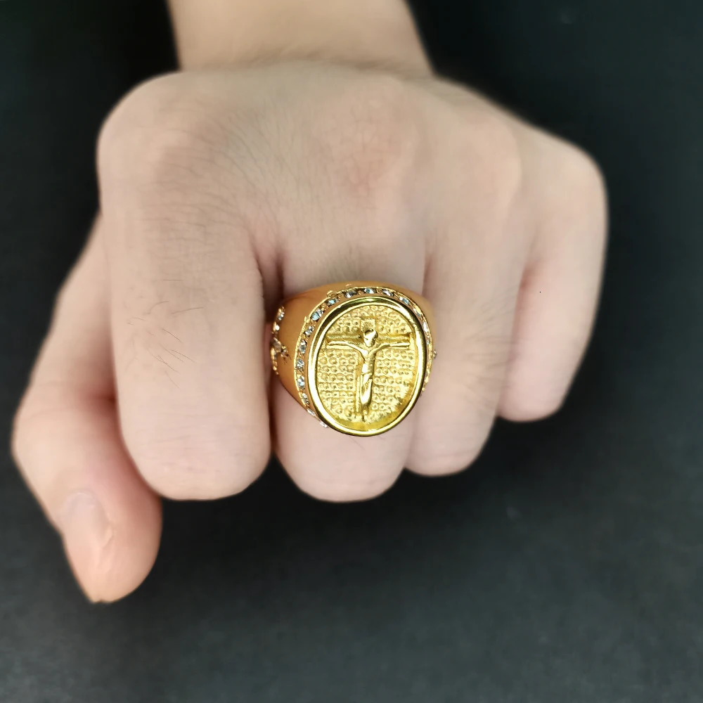 Hip Hop Iced Out Jesus Cross Ring Male Gold Color Stainless Steel Cubic Zirconia Christian Rings For Men Religious Jewelry Gift 250729