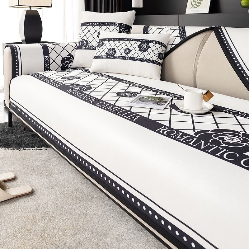 Designer Sofa Covers Blanket Non-Slip Sectional Couch Covers Luxury L Shape Resistant Sofa Slipcover for Furniture Bed Couch Sofa Large Size