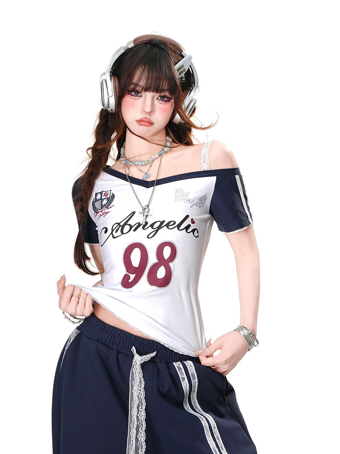 2025 American style short sleeved lace women's T-shirt summer new slim fit off shoulder sexy girl's short top fashion new designer T-shirt