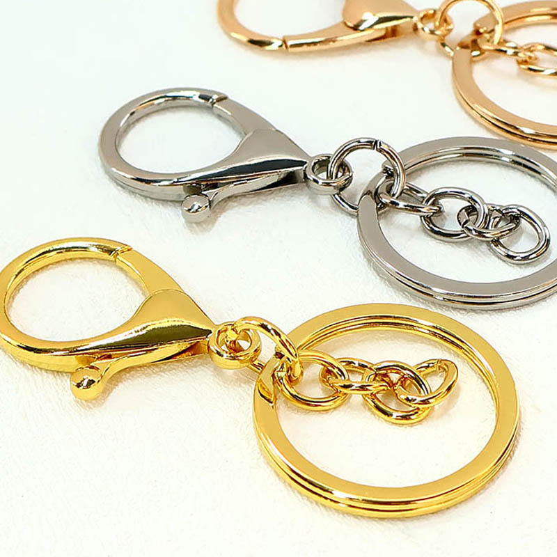 Factory Supply 30# Lobster Buckle 4 Section Chain Keychain products can be wholesale wire ring