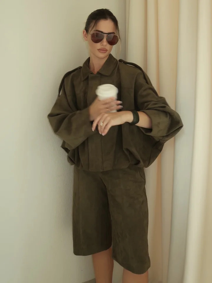 Womens Suede Jacket Cargo Coat Lapel Green Retro Short Top Pilot Leather Jackets Loose Casual Street Trendy Outerwear Work Pants 250729