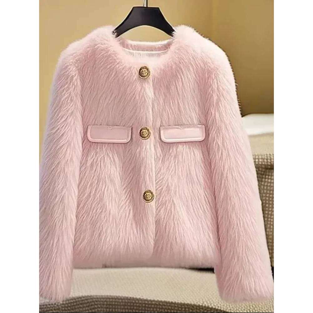 Pretty Faux Fox Fur Jacket Women's Outwear 2025 Autumn Winter New Fashion Loose Xiaoxiangfeng Warm Cotton-Padded Coat