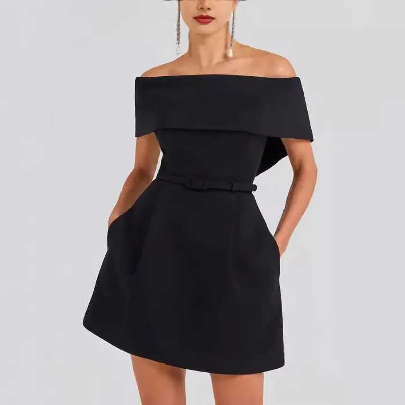 New Fashionable Hot Selling Spring and Summer New Waistband One Shoulder Dress INS Casual Party Dress for Women Z250728