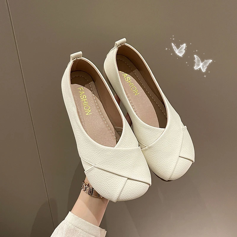 Women Slip-on Leather Loafers Ladies Casual Round Toe Cute Flats Nurse Shoes Sneakers Spring Autumn Fashion Ballet Shoes 250724