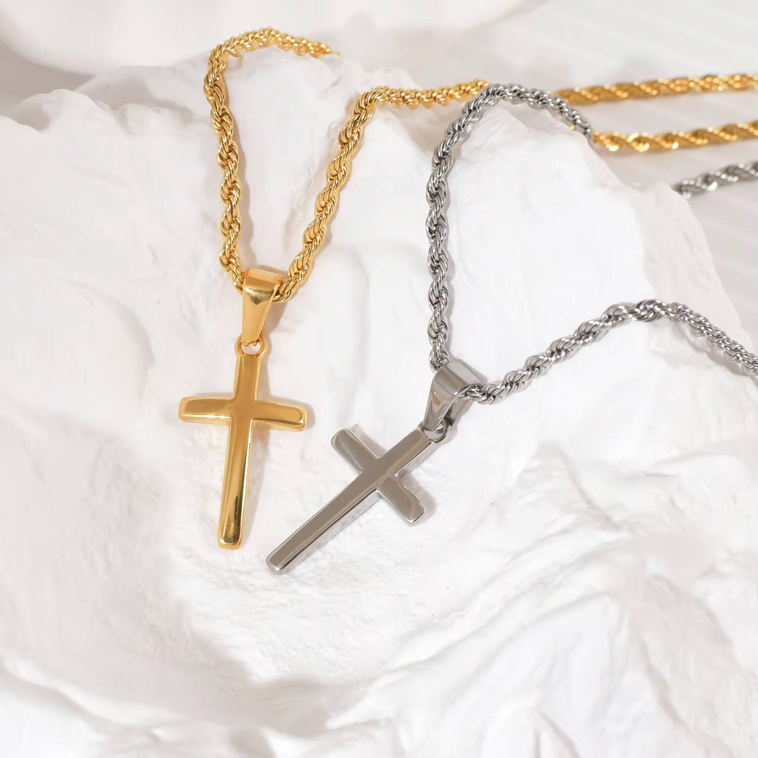 Minimalist Jewelry Stainless Steel Cross Pendant Necklace Hip Hop Gold Plated Cross Necklace for Men Women